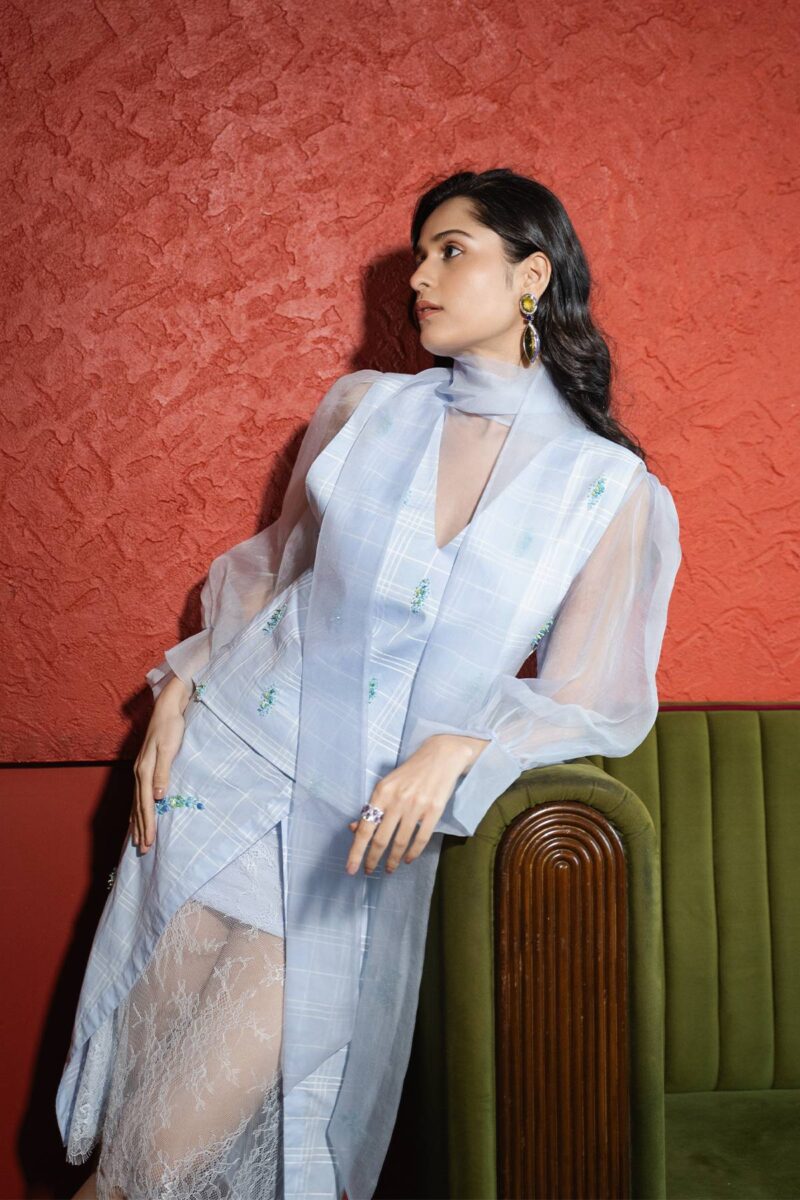 BLUE CHECKS TOP